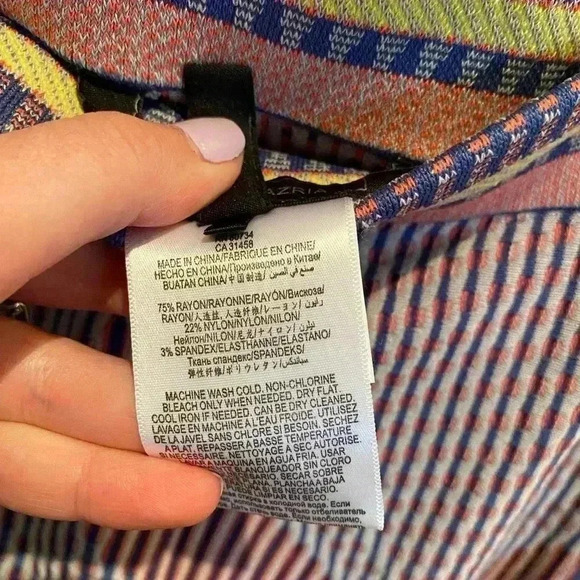 BCBGMaxAzria ORANGE AND BLUE PATTERNED MINI SKIRT - Picture 3 of 6